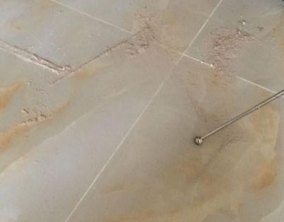 监利瓷砖空鼓维修公司分享粘合剂选择不当在瓷砖铺贴过程中可能导致以下问题